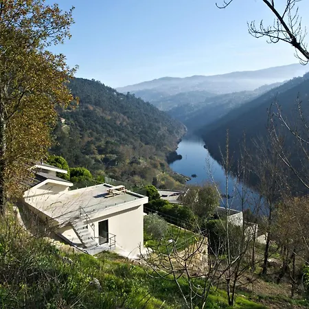 The Little Vineyard Douro Valley Nyaraló Penha Longa